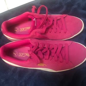 Women’s pink & white puma sz 7.5